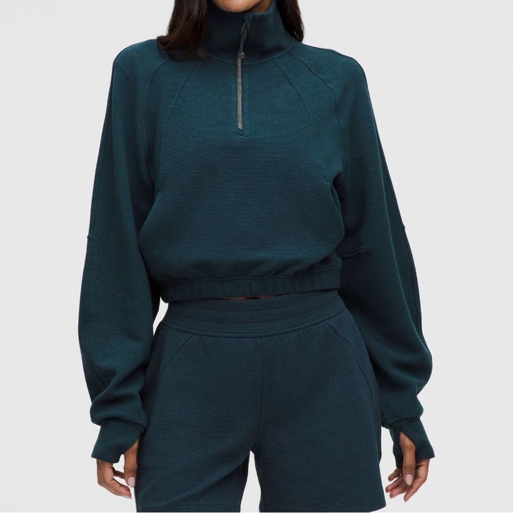 Lululemon - Scuba Cropped 1/2 Zip Funnel Neck *Waffle - Size XL - NWT